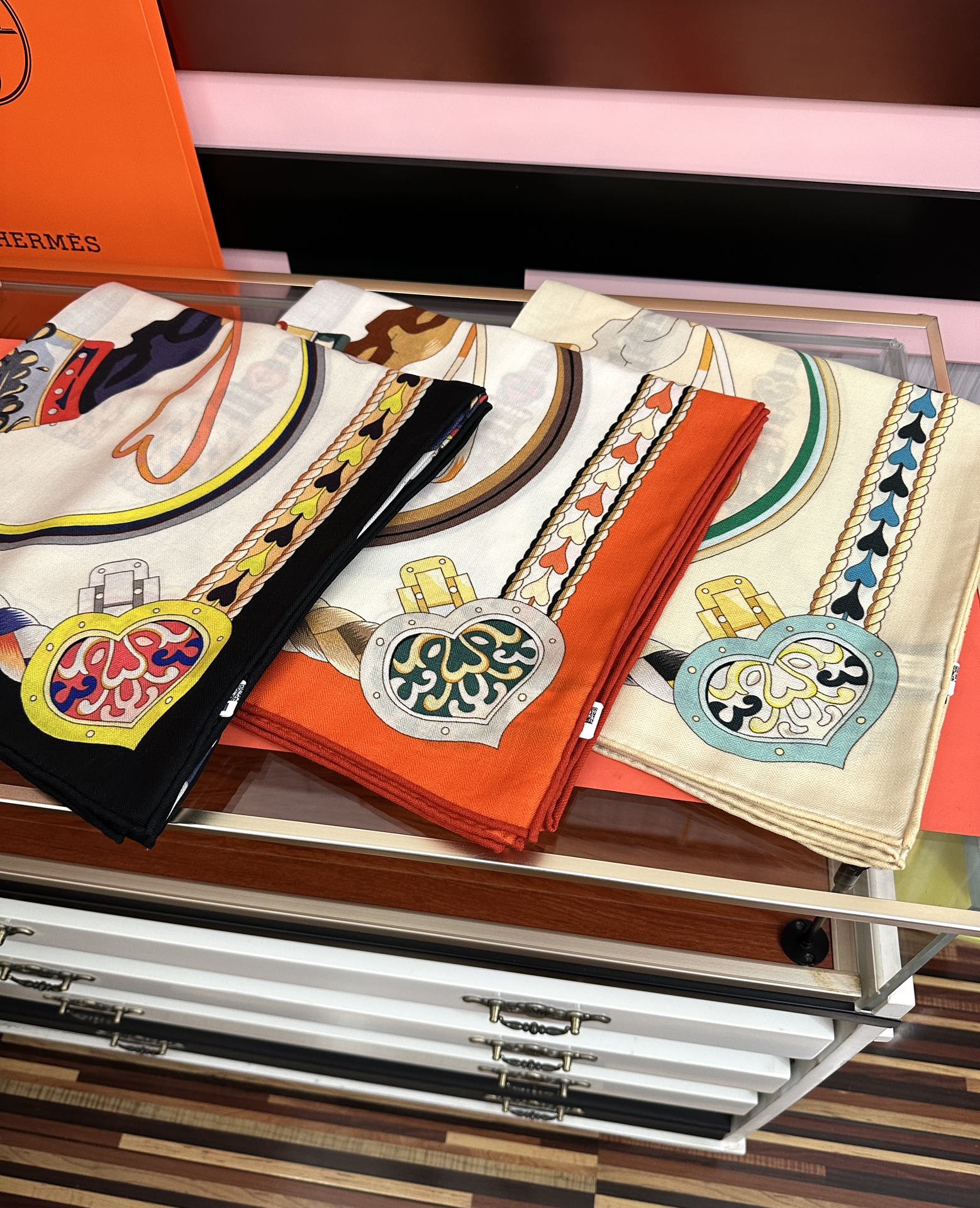 HM 25s Scarf 140cm Beige Blue Cashmere Silk 965624