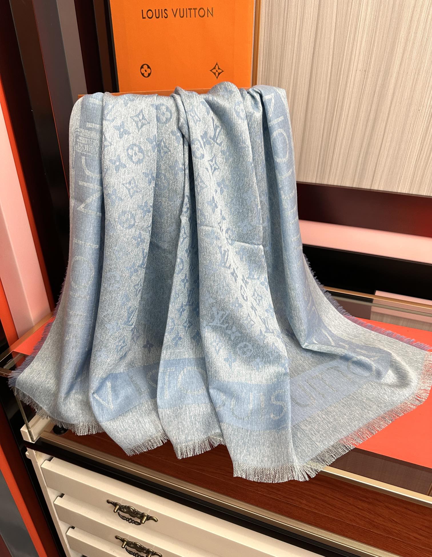 LV  Long Scarf 140cm Baby Blue Cashmere 967312