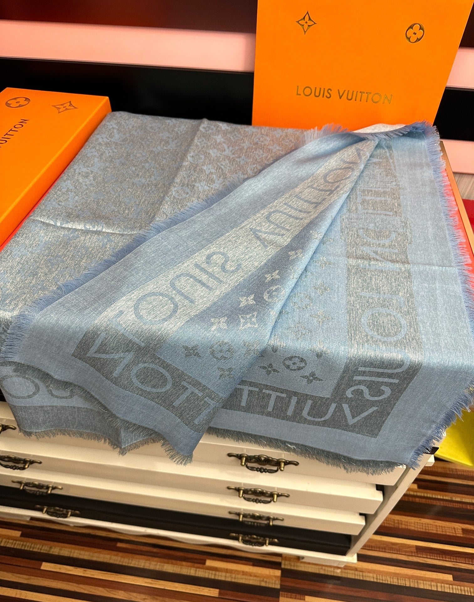 LV  Long Scarf 140cm Baby Blue Cashmere 967312