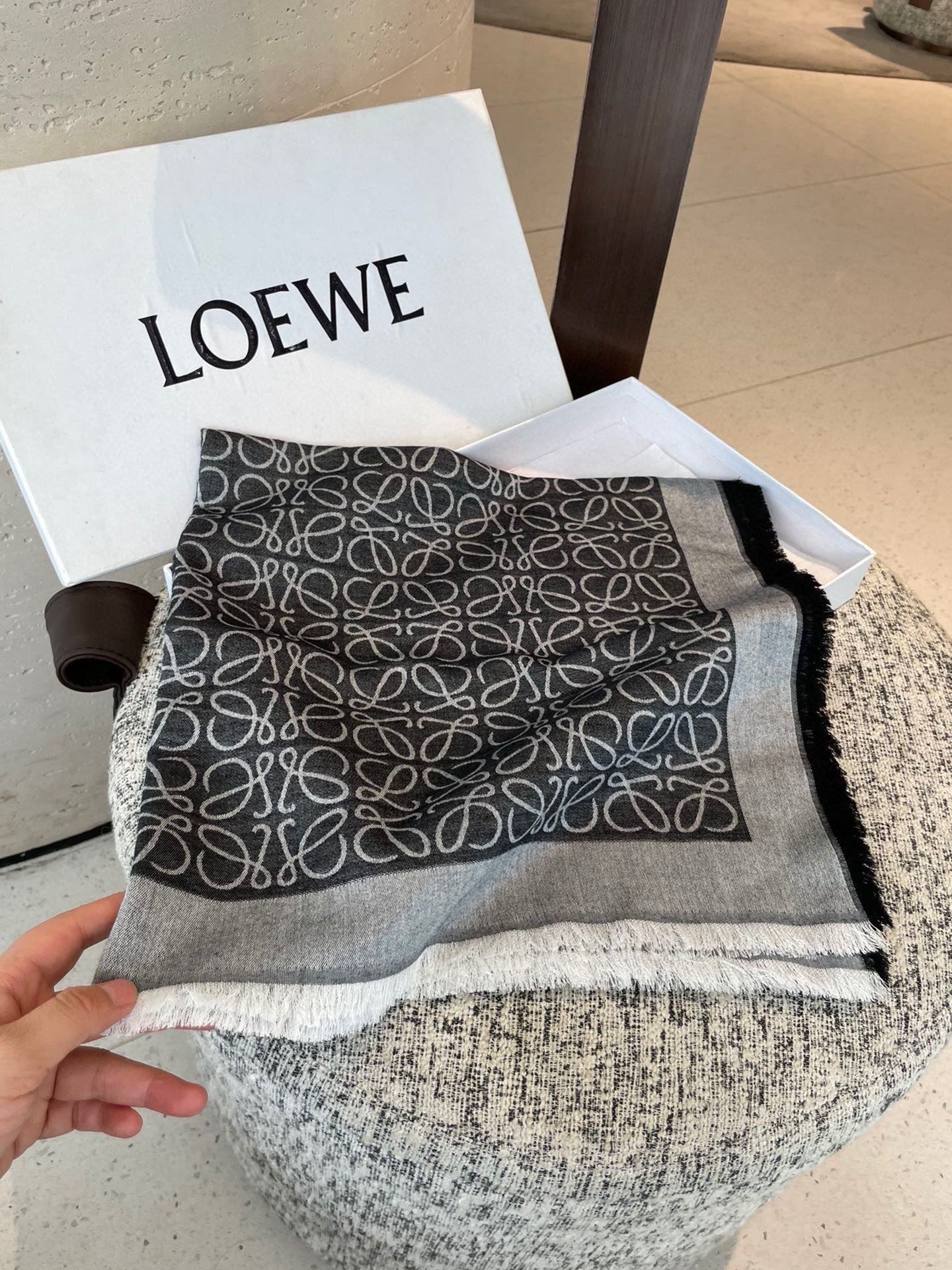 Loewe Scarf 140CM Black Gray Cashmere 100112