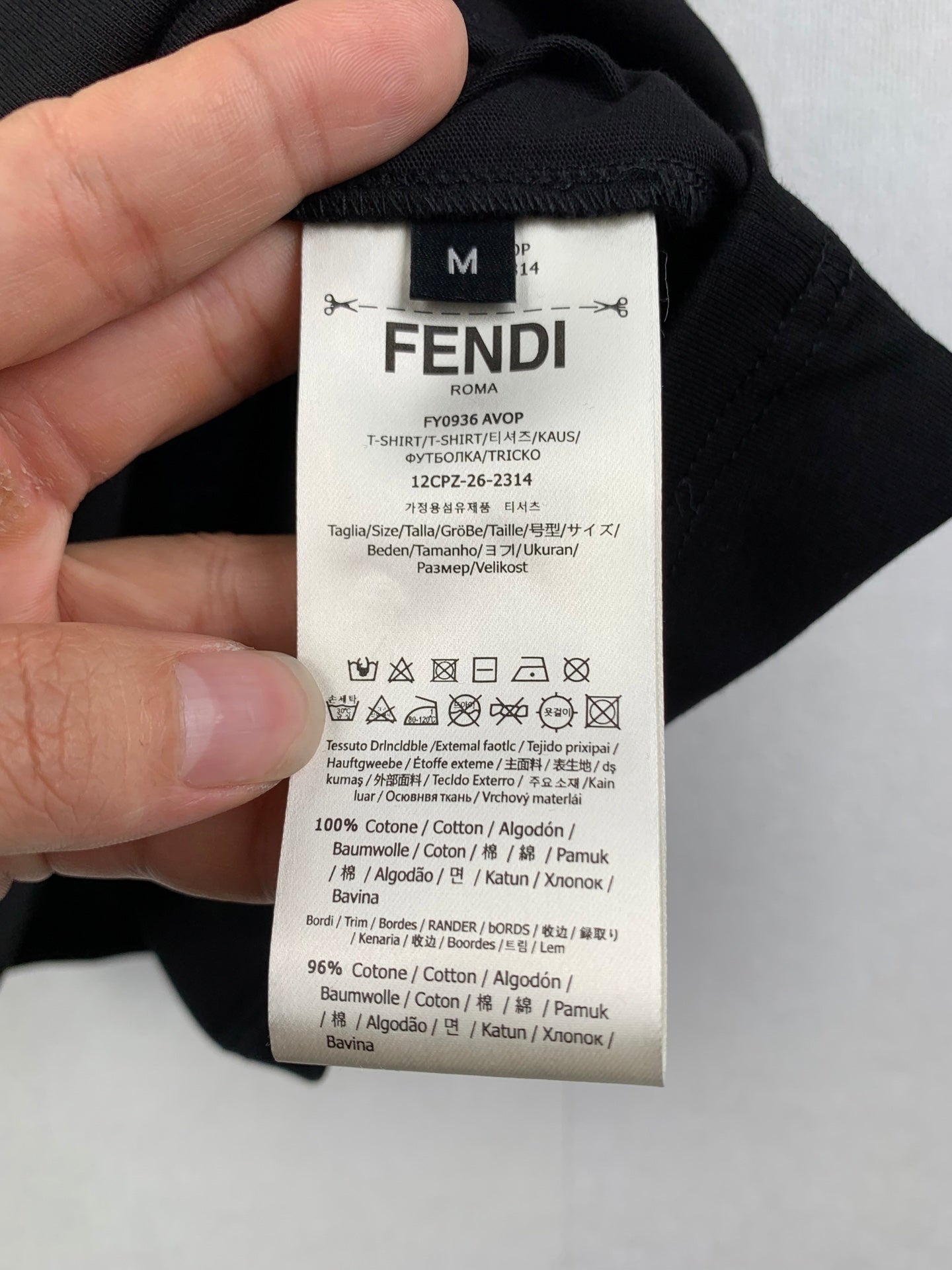 Fendi 2026 Men's Short-Sleeve T-Shirt Black Blue Cotton 735330