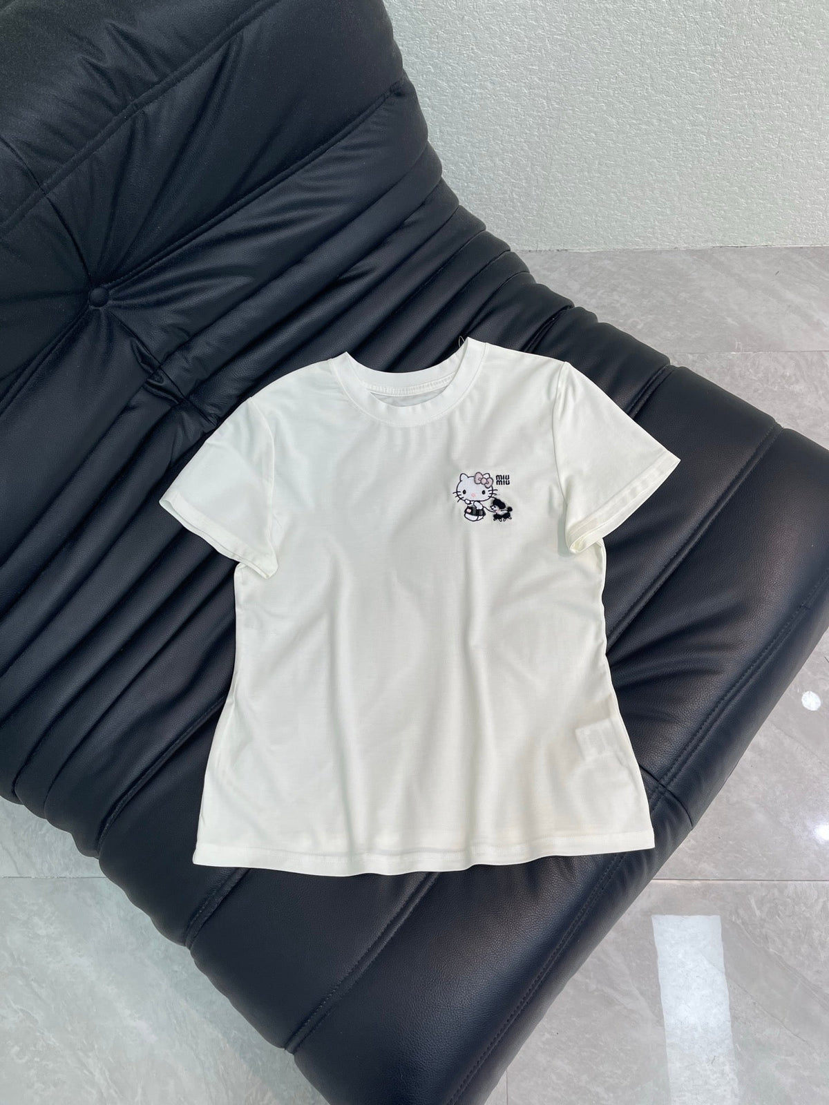 Miumiu 2026 Hello Kitty Embroidered Short-sleeved T-shirt Cotton 346491
