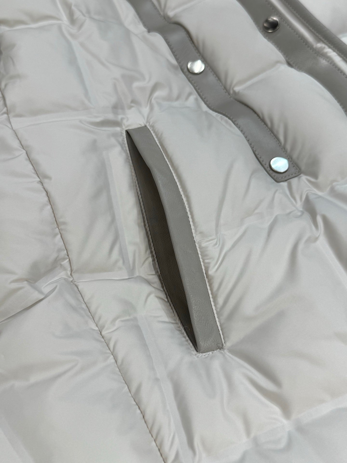 LP 25 Hooded Long Goose Down Light Gray Jacket with Fur Trim 124985