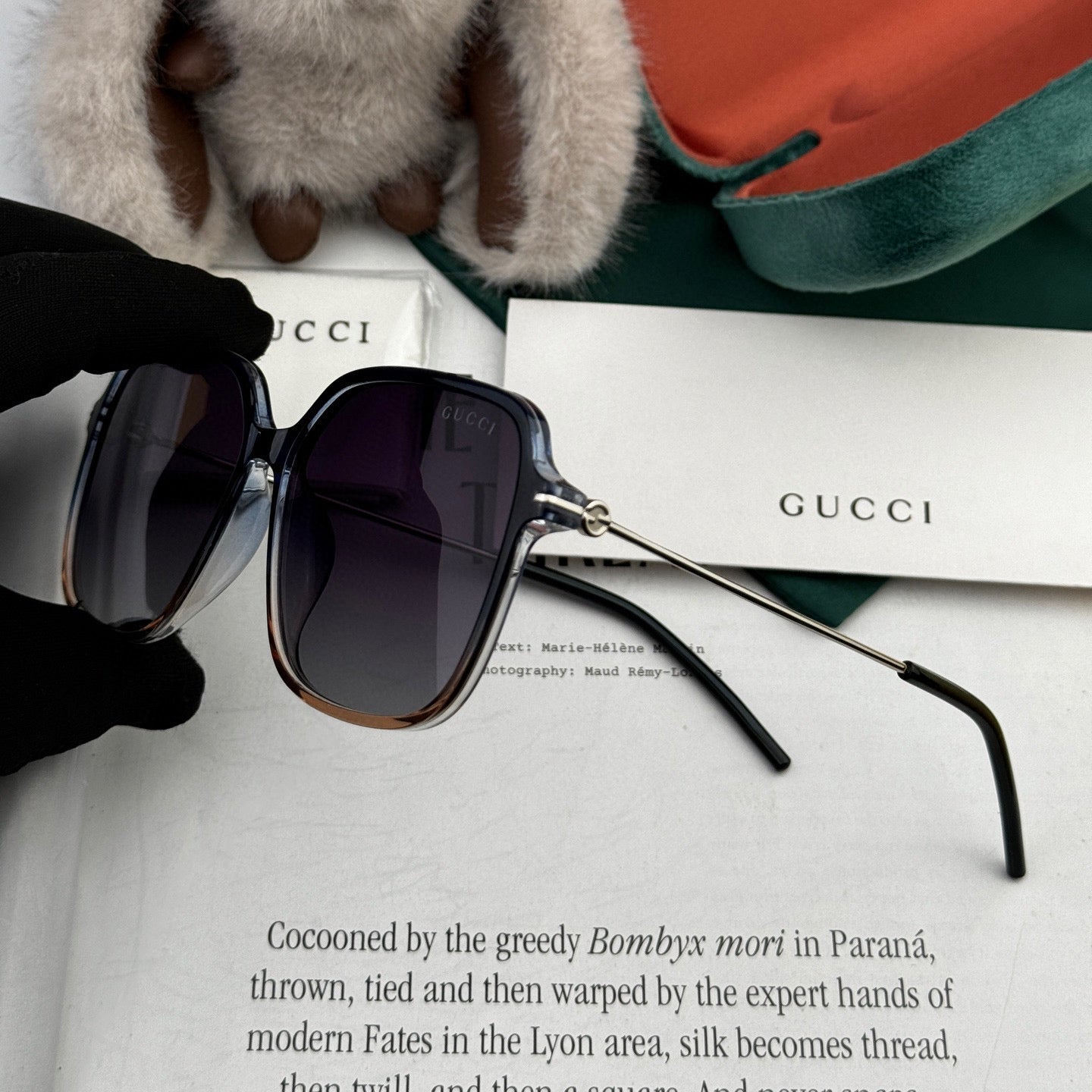 SQUARE FRAME SUNGLASSES G9747 IN ACETATE AND METAL