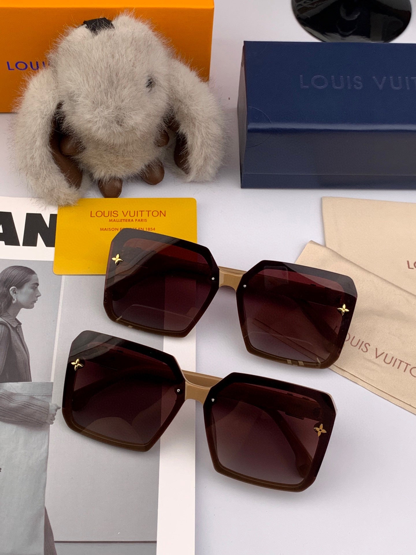 SQUARE SUNGLASSES L8148 IN ACETATE