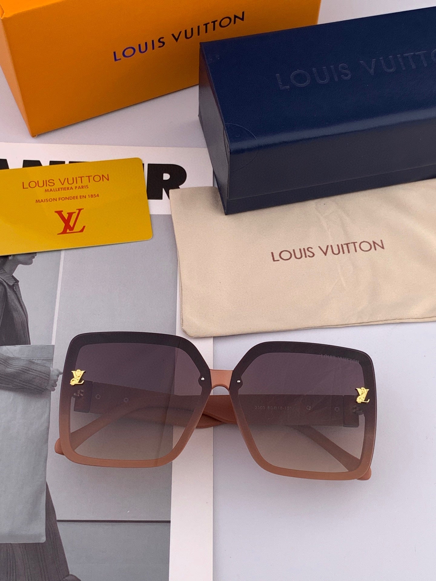 SQUARE SUNGLASSES L3230 IN ACETATE