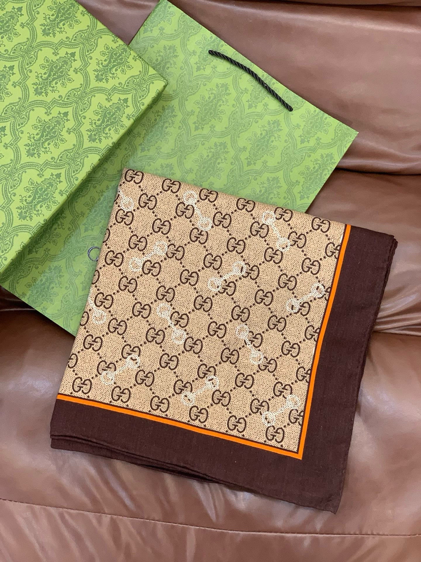 GG Classic 135CM Beige Brown Cashmere 287697