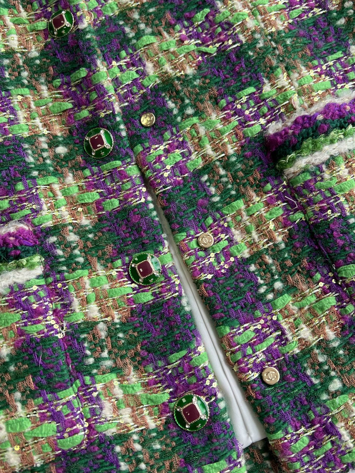 Chanel 2025 Plaid Tweed Vest Jacket Green Wool Polyester 325377