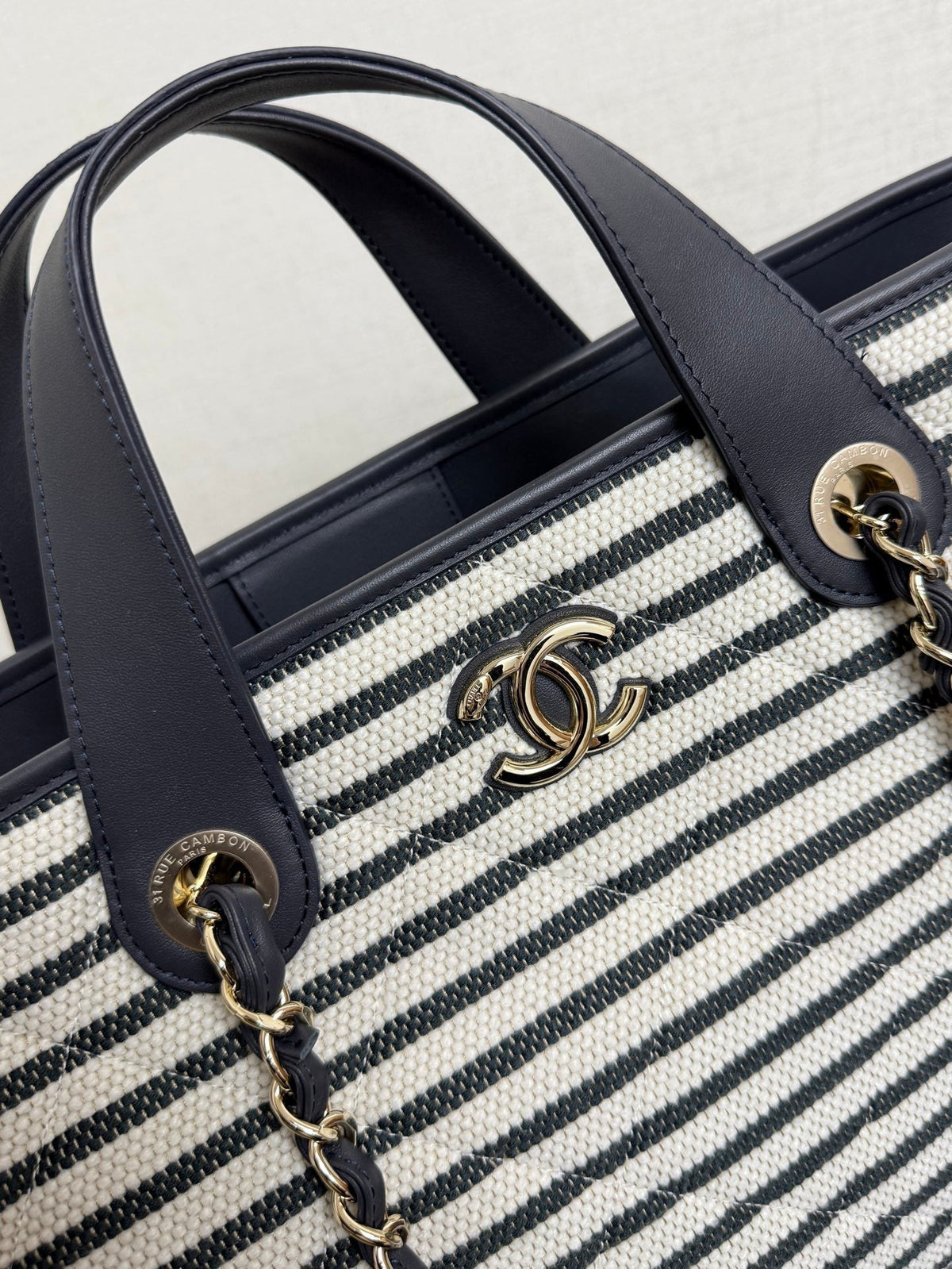 Chanel 26 Woven Beach Bag 46 White Navy Blue Canvas Leather