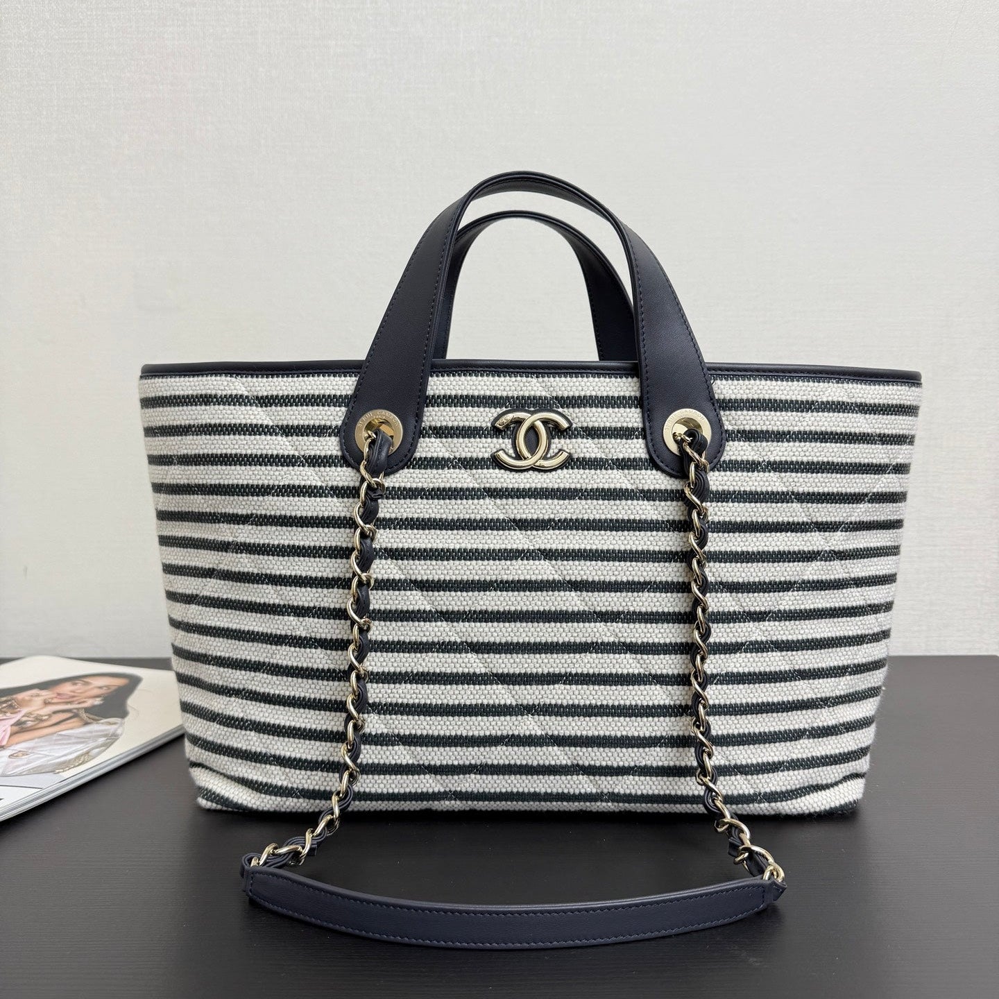Chanel 26 Woven Beach Bag 46 White Navy Blue Canvas Leather