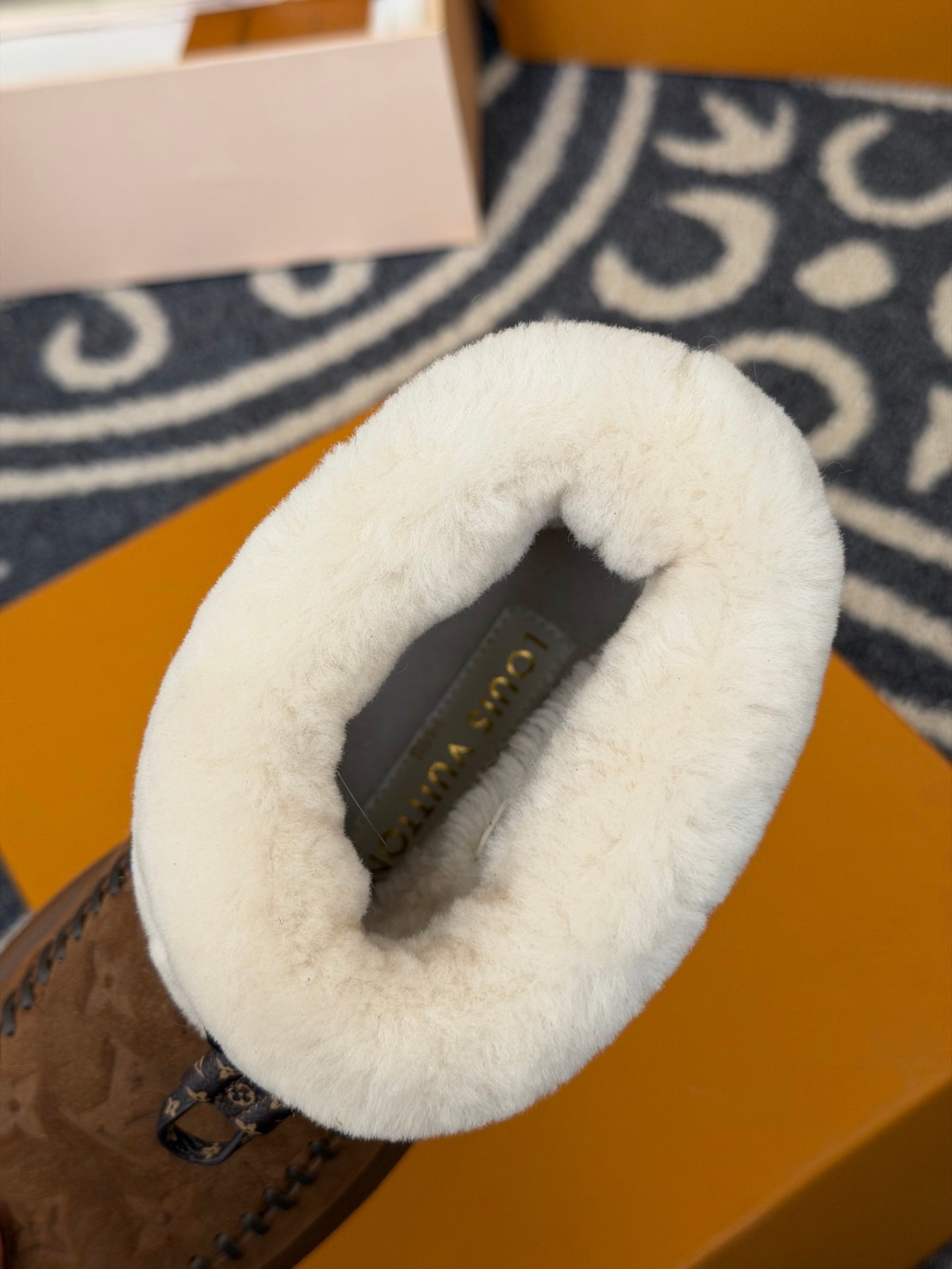 LV 25 Snow Boots Brown Monogram Suede 576948