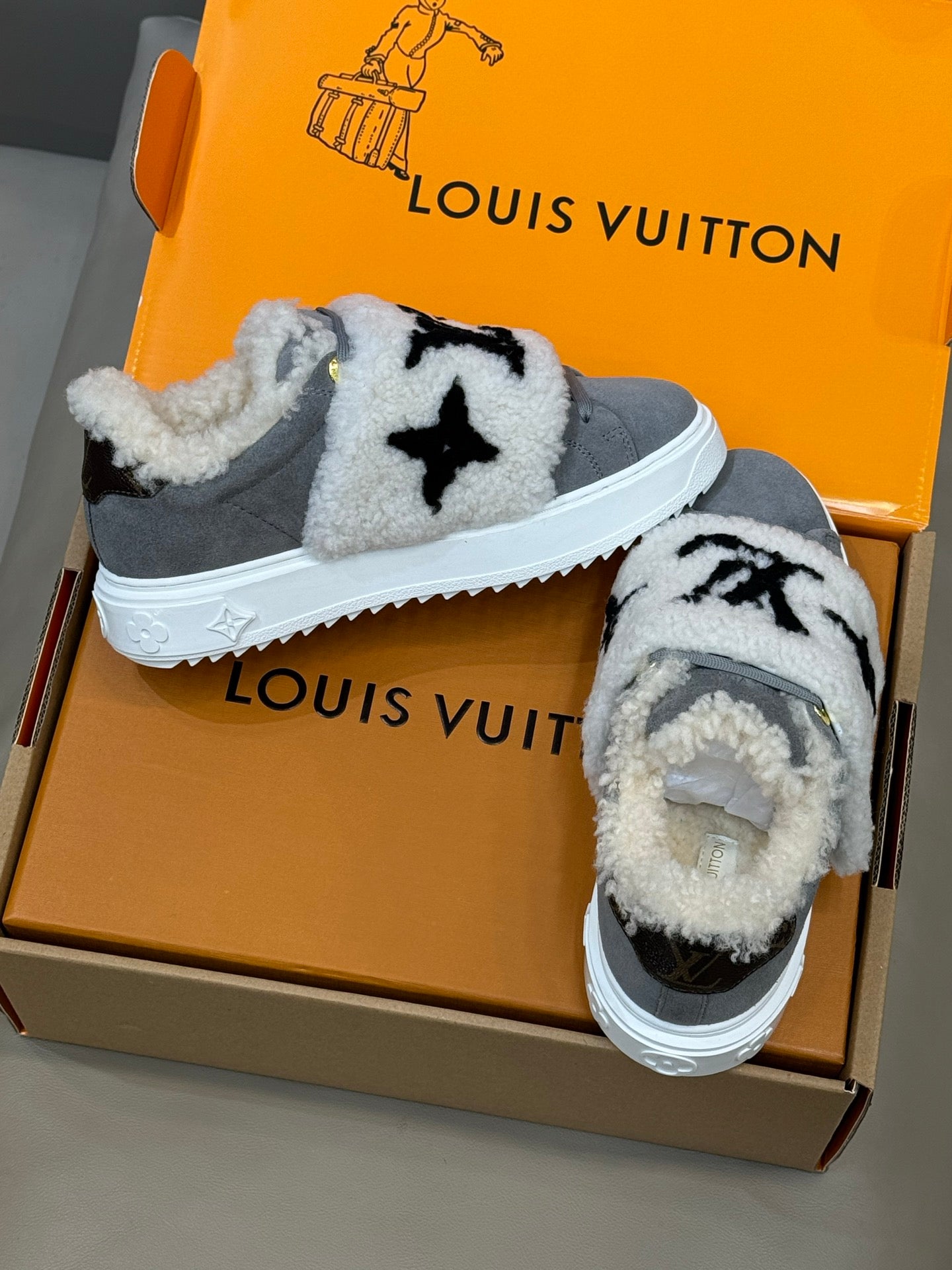 LV 25 Velcro Furry Sneakers Gray White Suede Wool 576950