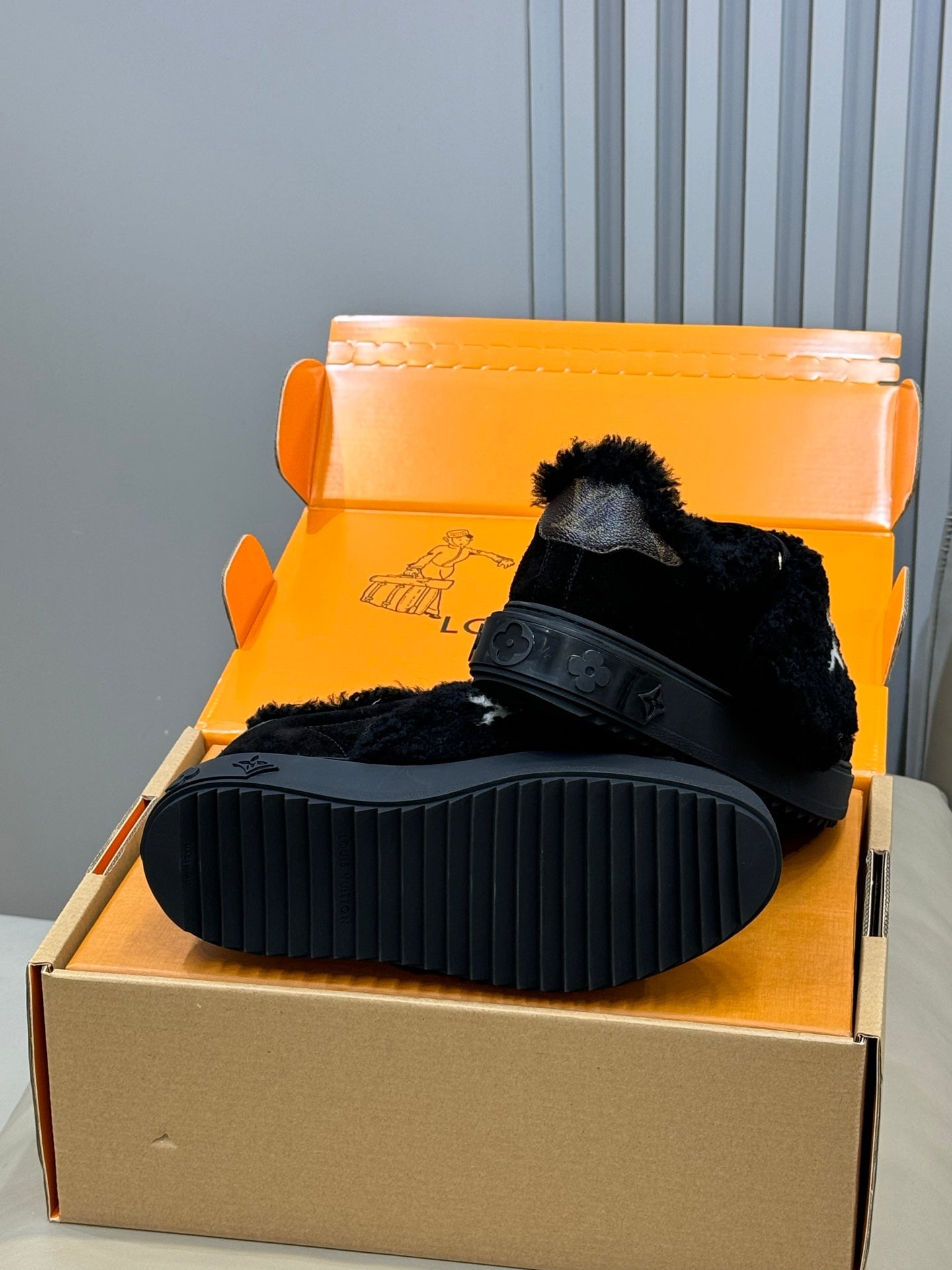 LV 25 Velcro Furry Sneakers Black Suede Wool 576952