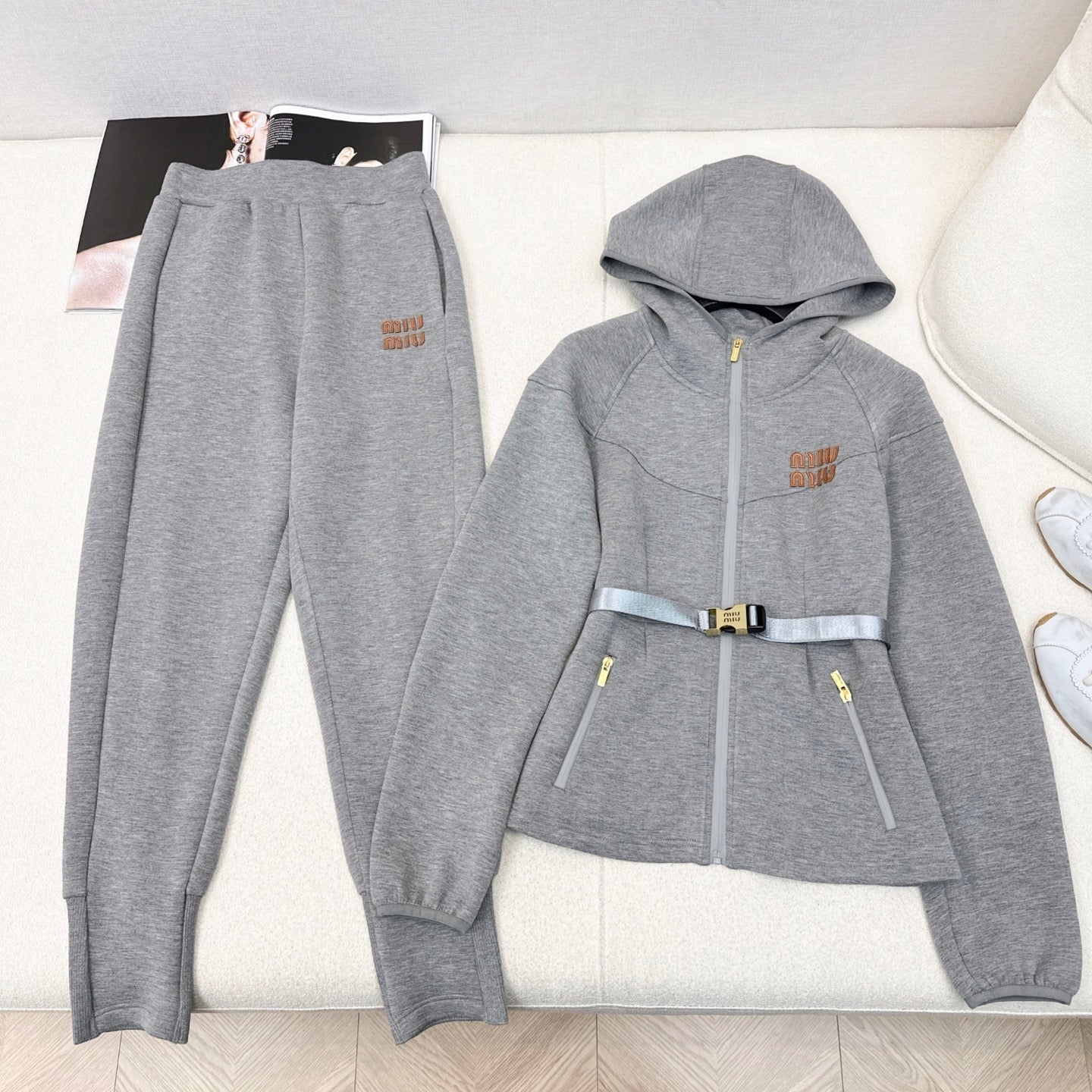 Miu Miu 25 Suit Air Layer 590242