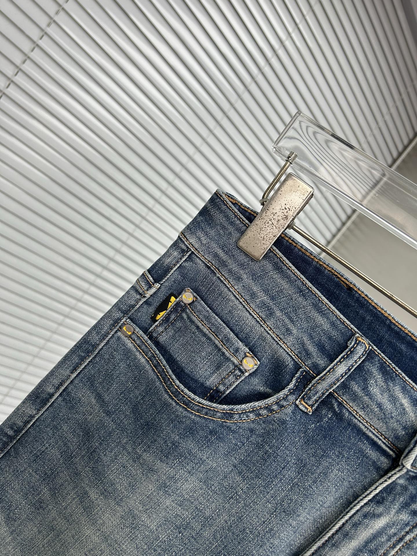 Fendi 2026 Men's Jeans Blue Denim 802289