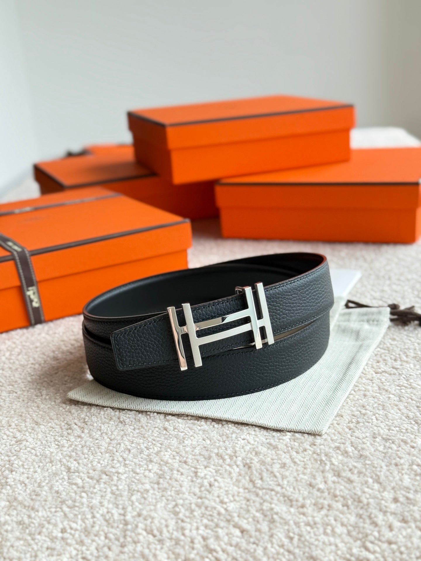 HM H au Carre Buckle Belt 32mm Black Leather 187768