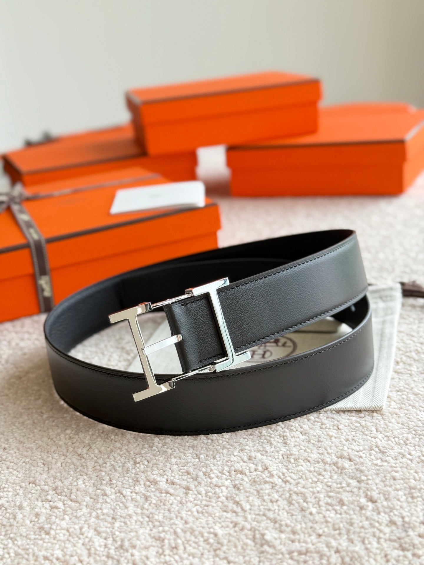 HM Silver Hadrien Reversible 38mm Belt Black Leather 188082