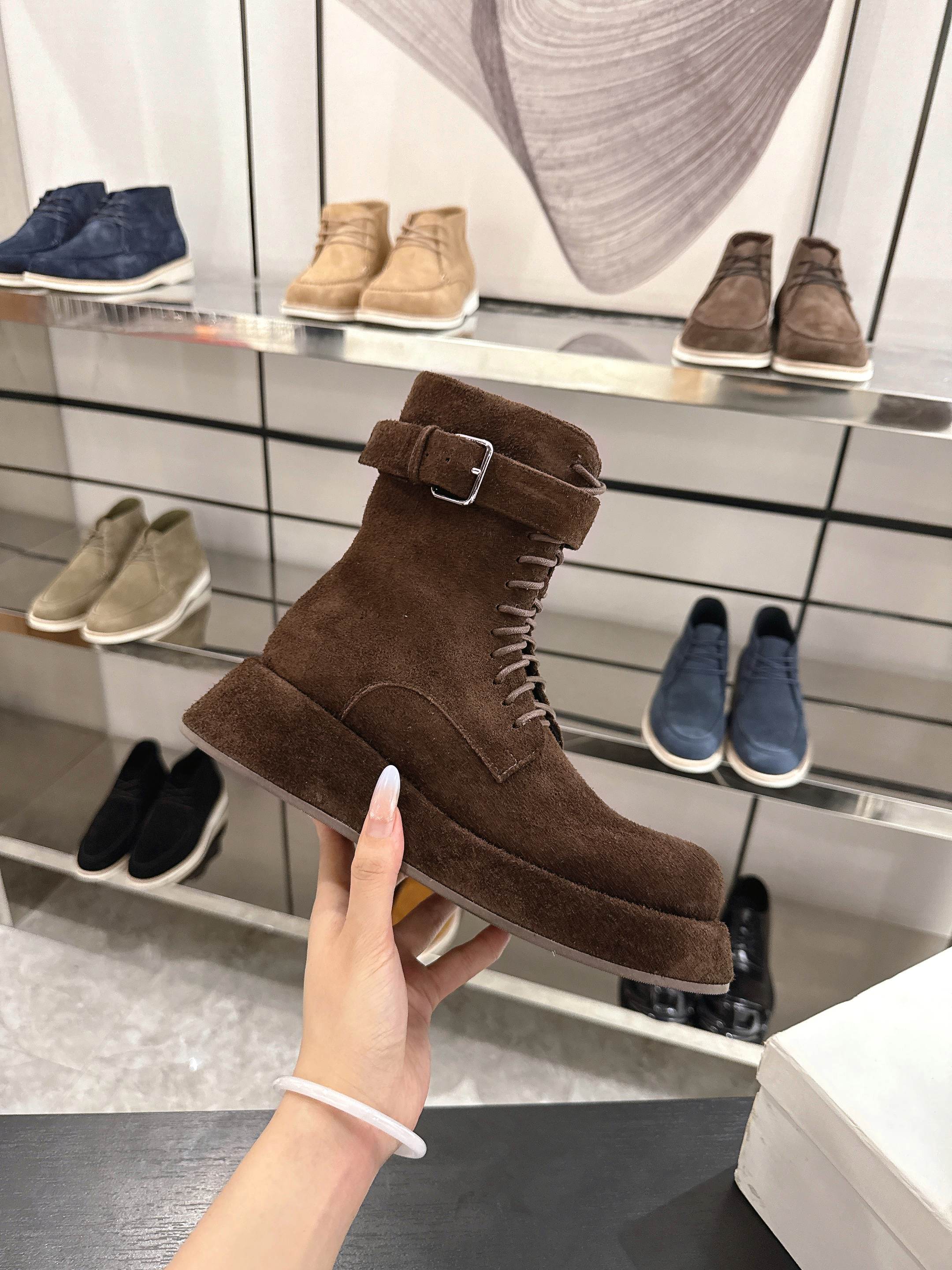 The Row 2025 Lace-up Boot Brown Suede 543370