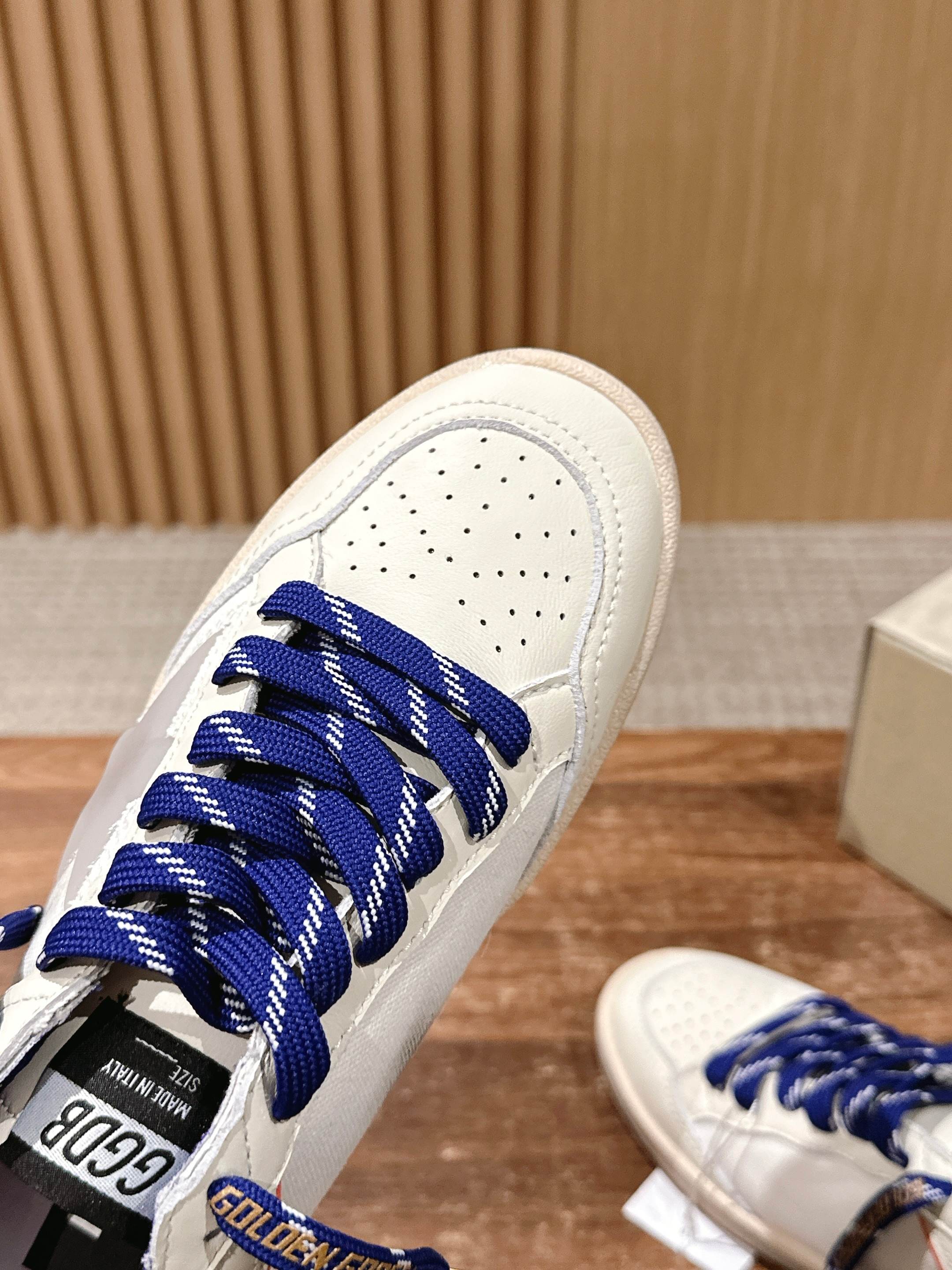 Golden Goose 2025 Sneaker White Blue Cowhide 428306