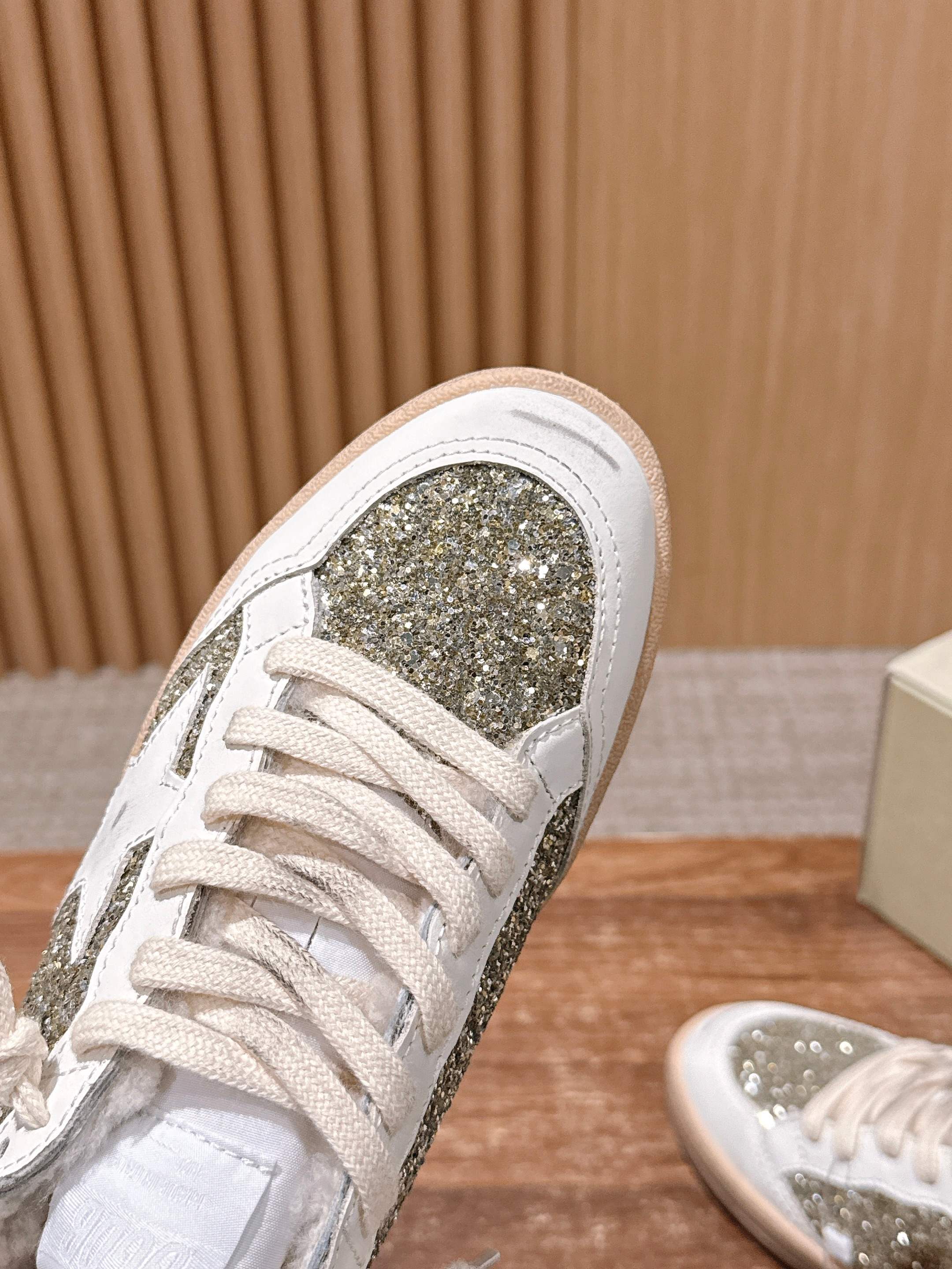 Golden Goose 2025 Wool-Lined Dirty Sneaker White mix Gold Cowhide 444260