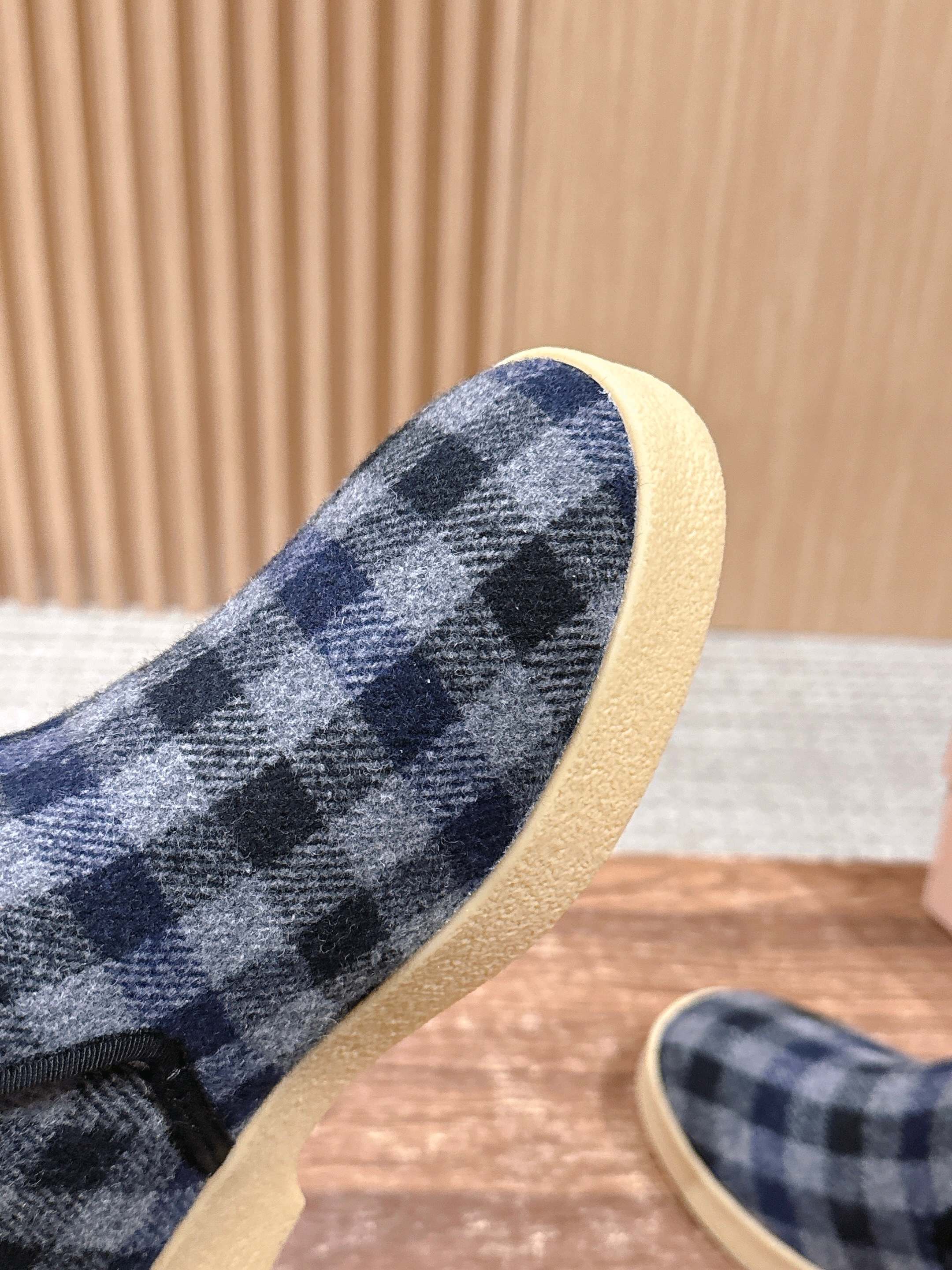 Miumiu 25 Plaid Slip-on Boot Blue Mix White Suede Wool 553703