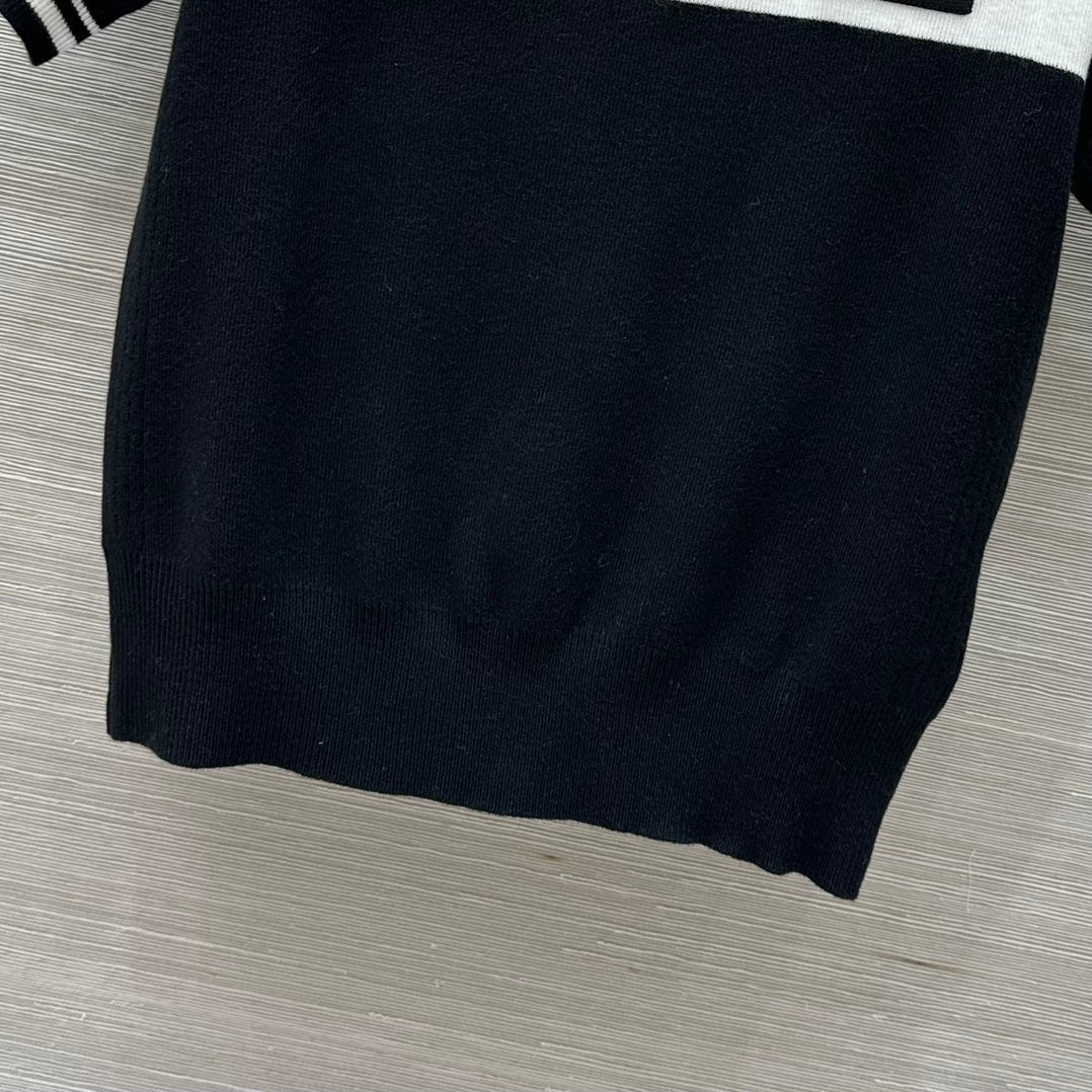 Miu Miu 25 Polo Collar Short-sleeved Top Black White  Tencel