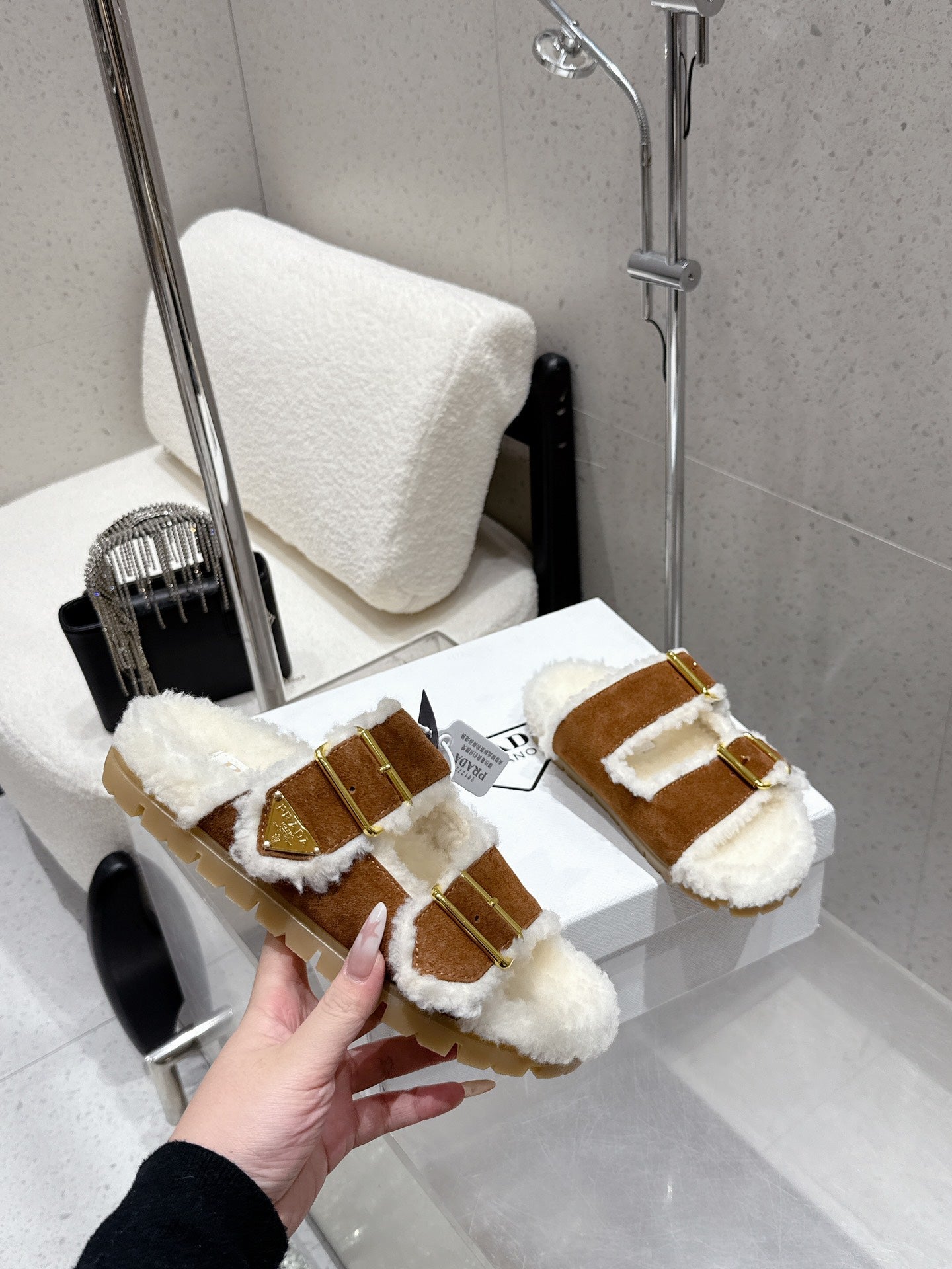 Pra 2025 Sandal Brown White Suede Wool 554329