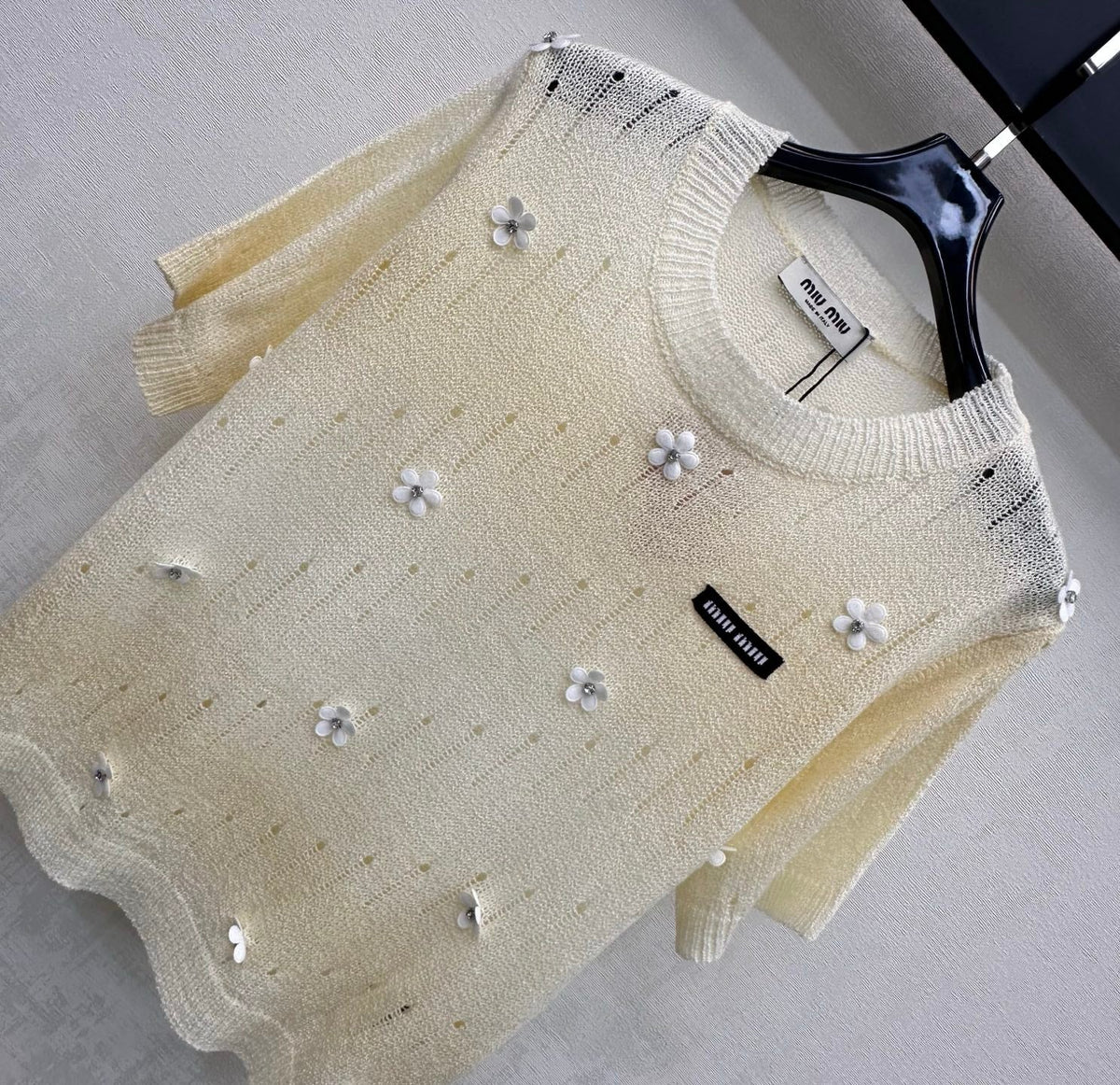 Miumiu 2026 Embroidered Short-Sleeve Knitwear Wool Polyester 374868