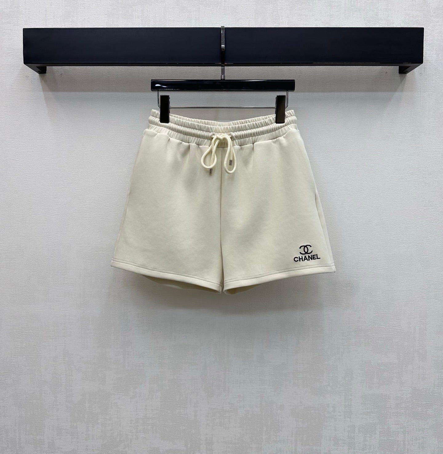 Chanel 2026 Vest And Shorts Set Cream Polyester 314910