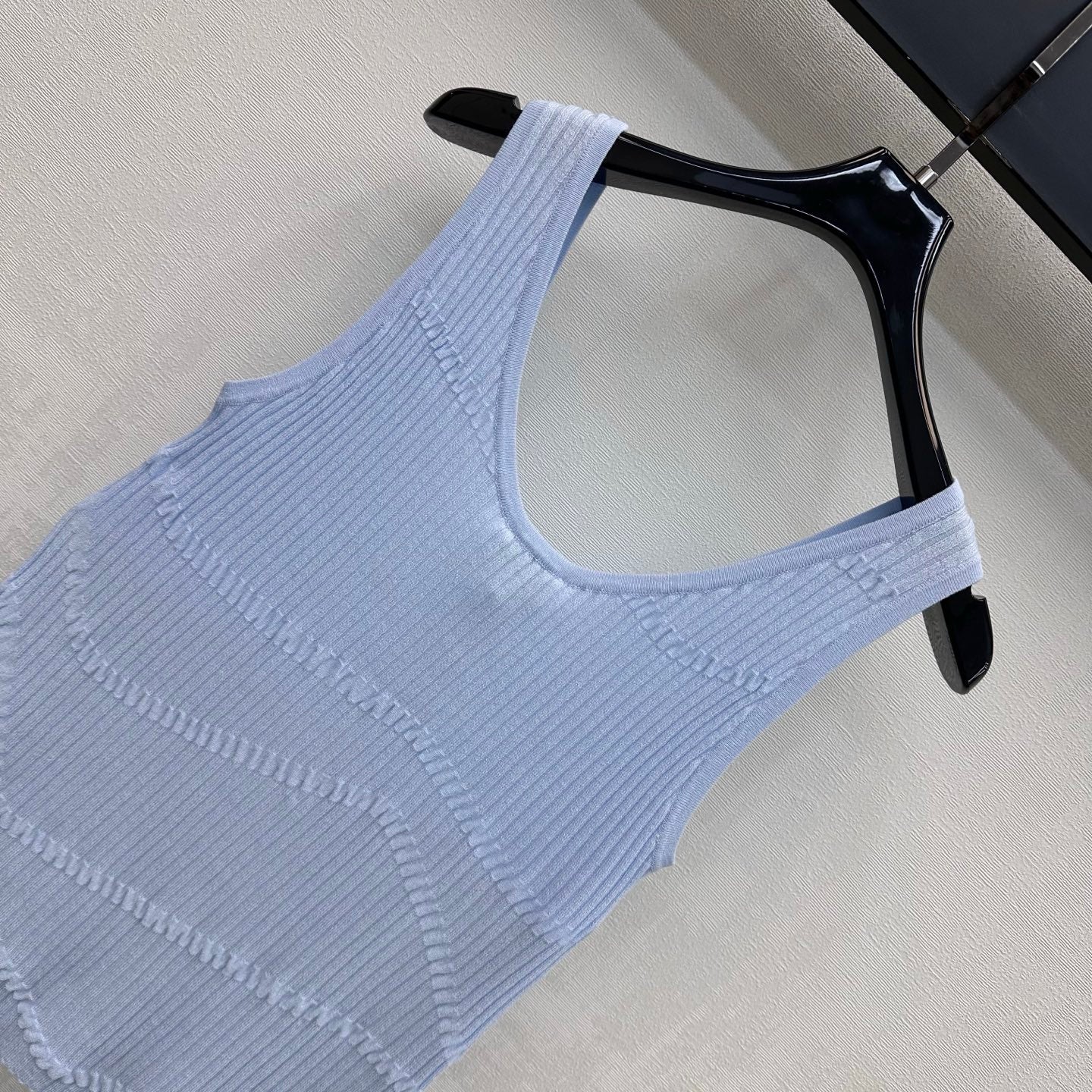 Chanel 2026  Knitted Vest Wool 636007