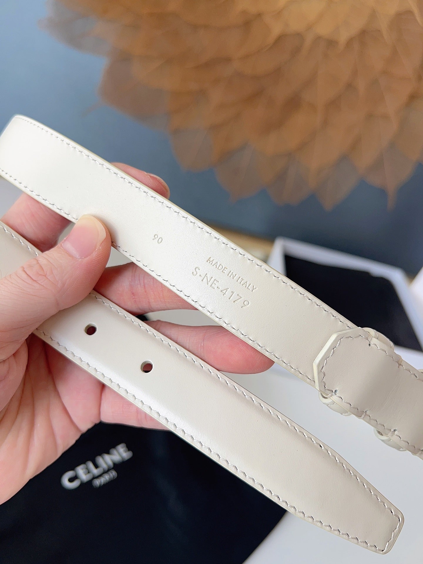 CL Sliver 25mm Triomphe Belt White Cowhide 616409