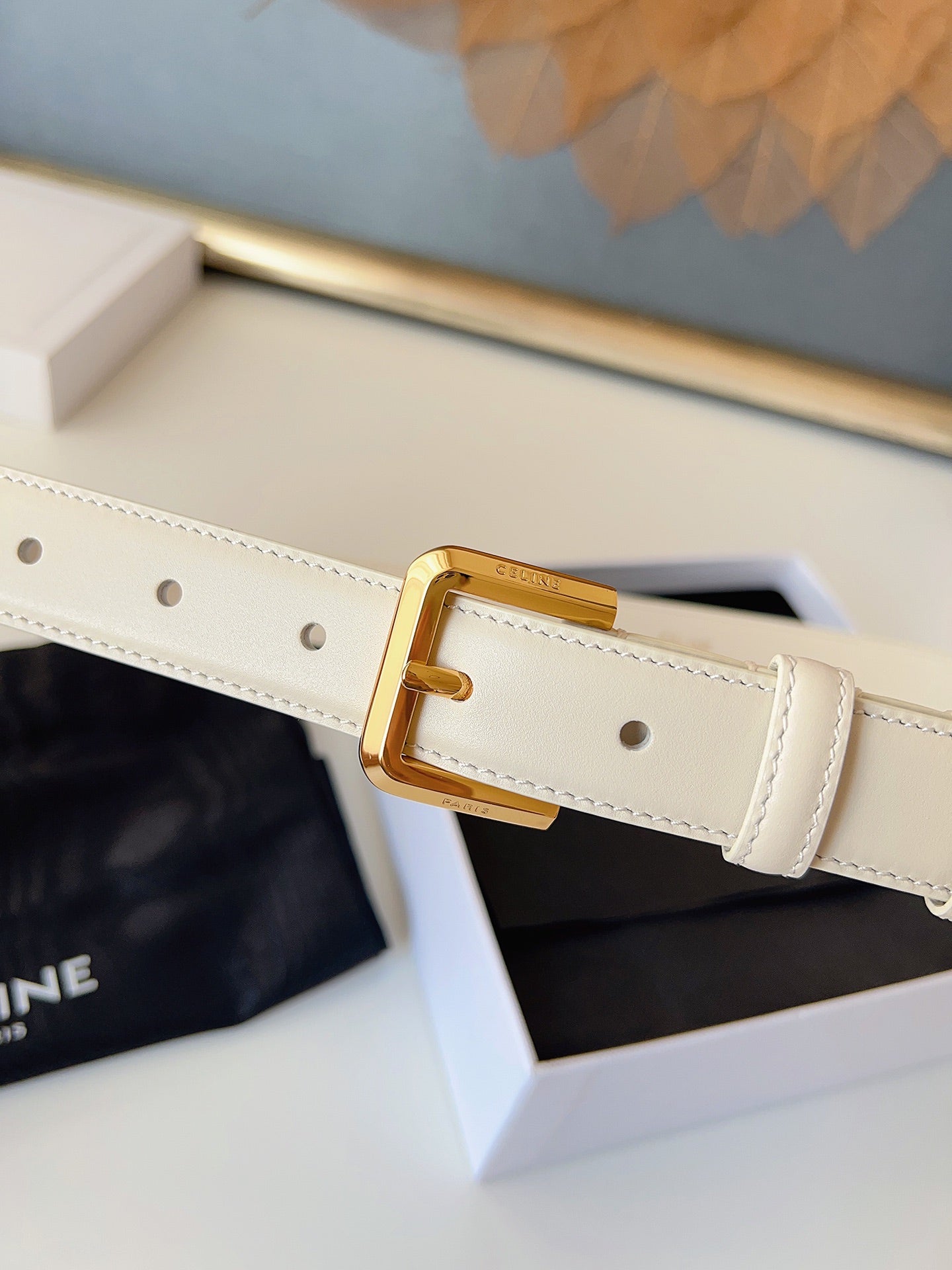CL Gold 25mm Triomphe Belt White Cowhide 616410