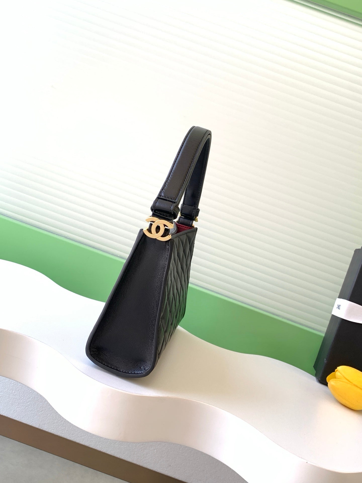 Chanel 25 Christmas Limited Hobo Shoulder Bag Black Lambskin 324810