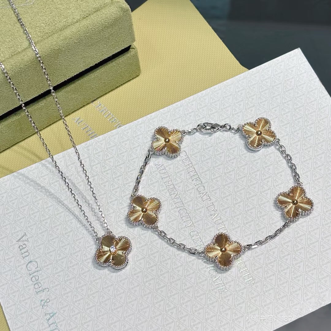 CLOVER BRACELET 5 MOTIFS GOLD