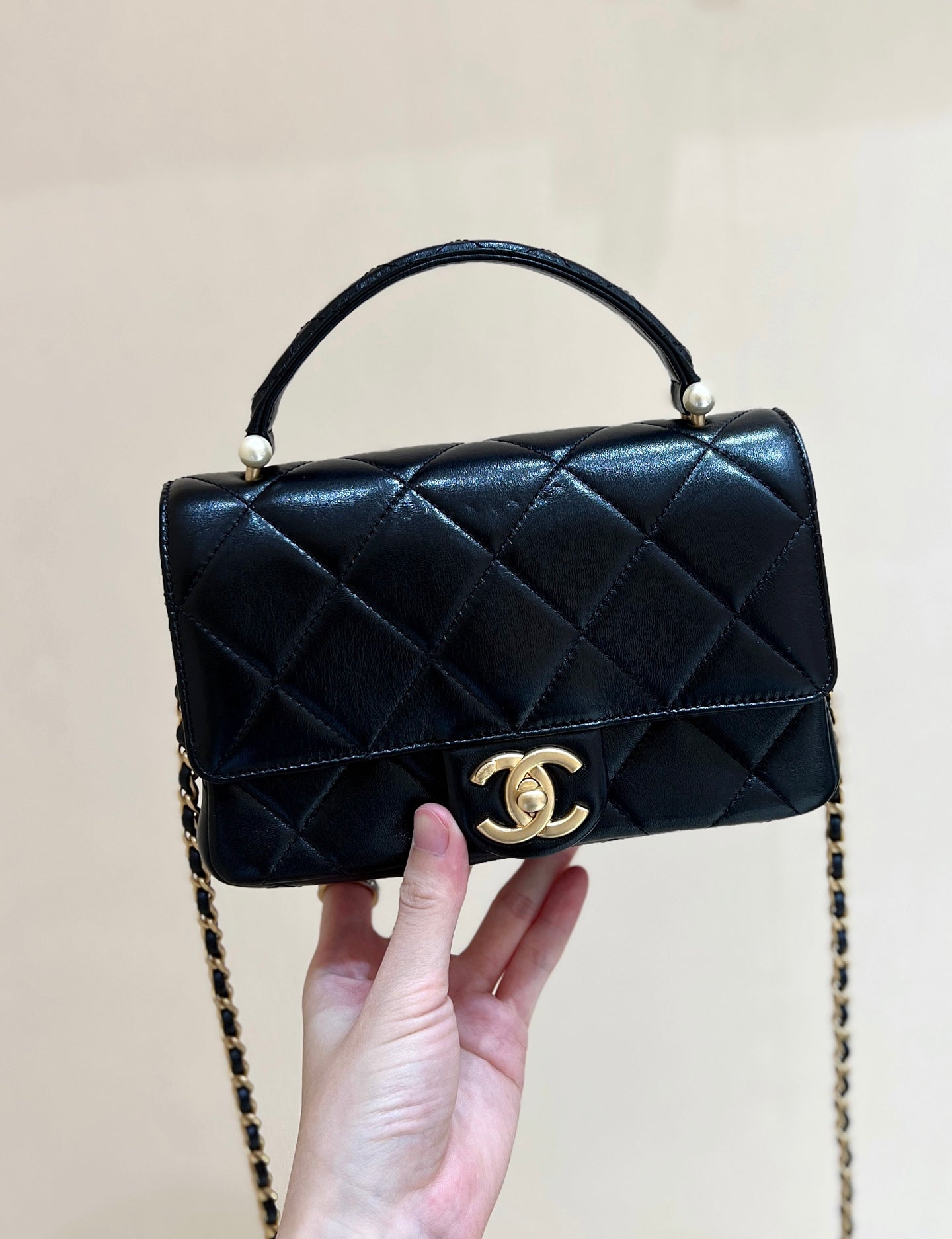 Chanel 2026 Pearl Handle Bag 20cm Black Lambskin 290311