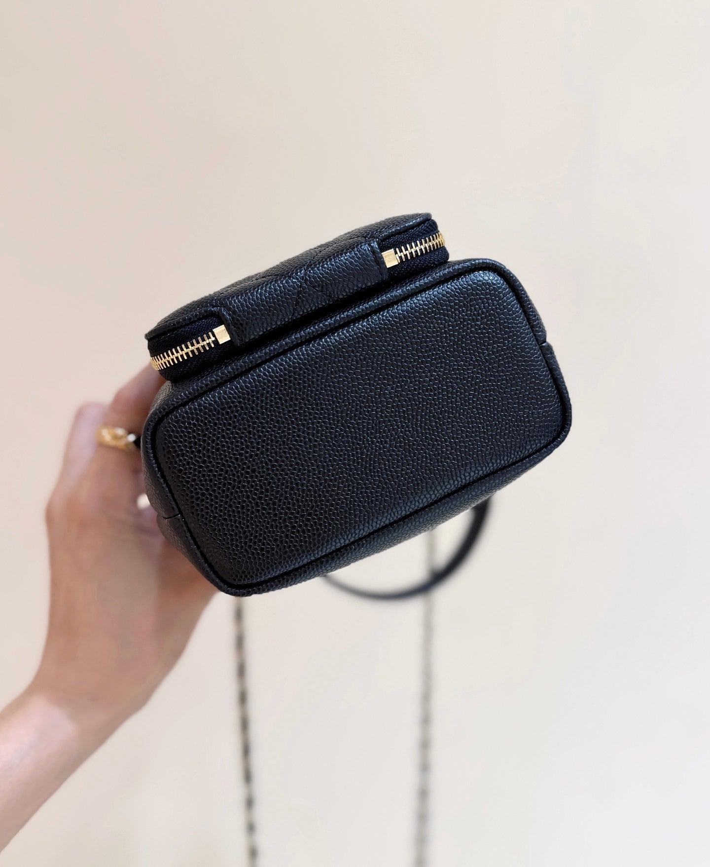 Chanel 2025 Mini Bucket Bag 15cm Black Calfskin 343052