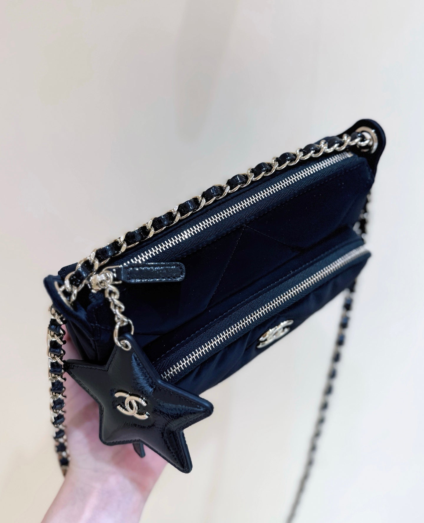 CC 2025 Coco Neige Camera Bag Black Velvet 346321