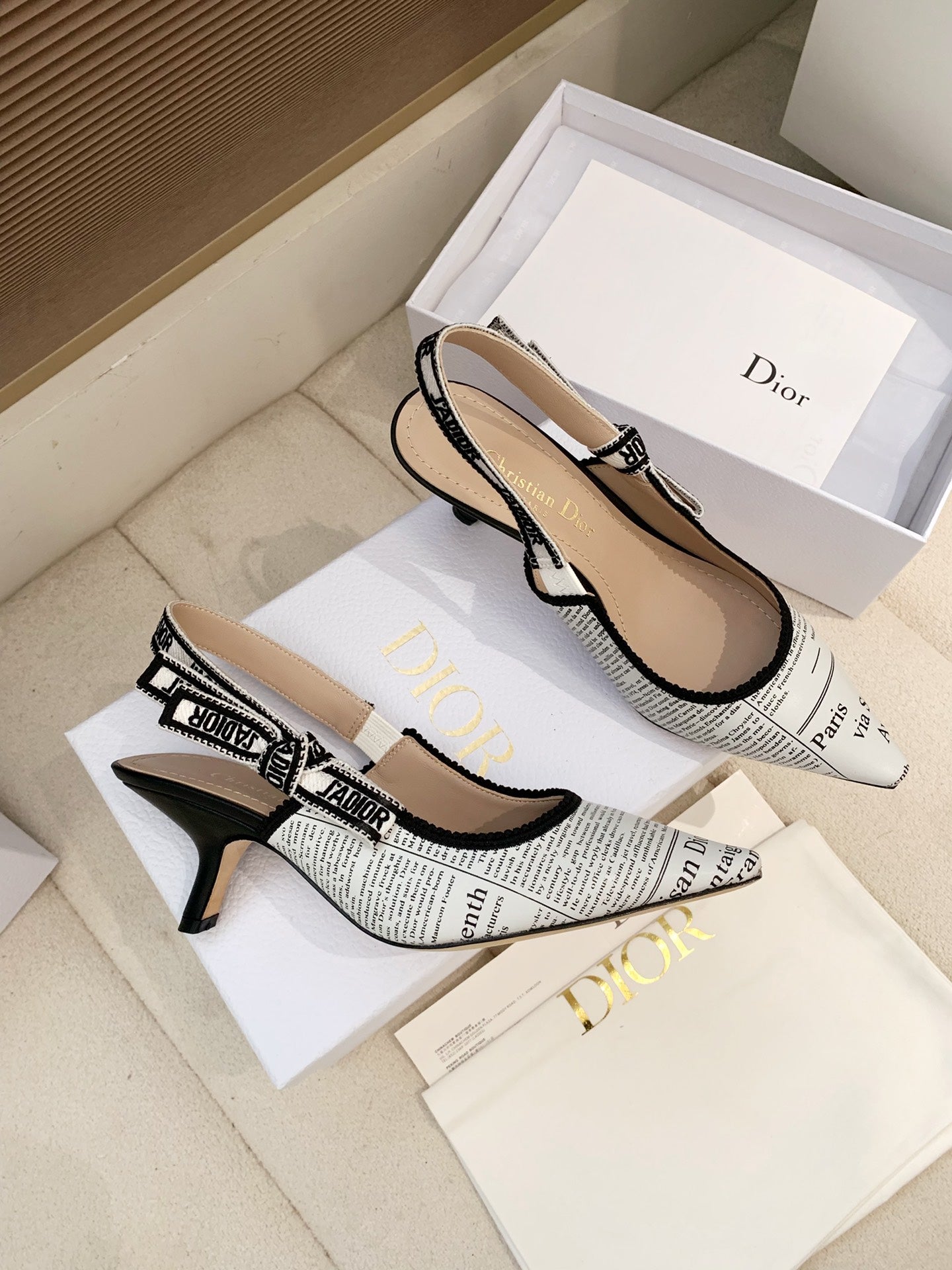 CD 26 Slingback 65 White Black Technology Fabric 614905