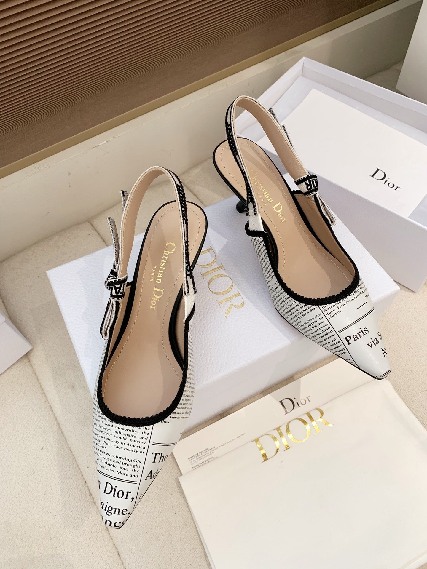 CD 26 Slingback 65 White Black Technology Fabric 614905