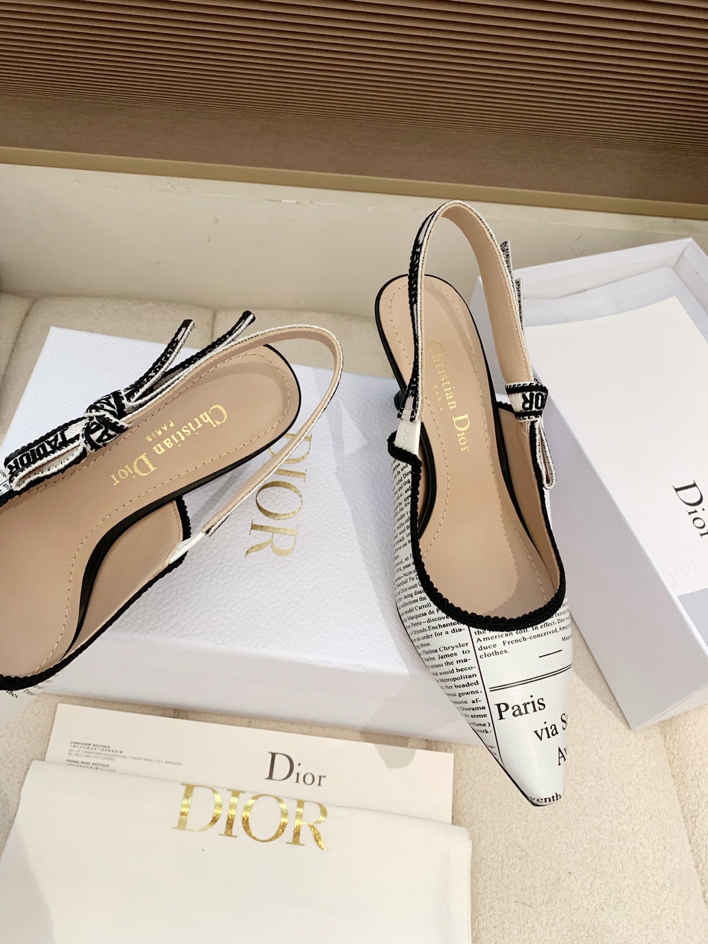 CD 26 Slingback 65 White Black Technology Fabric 614905