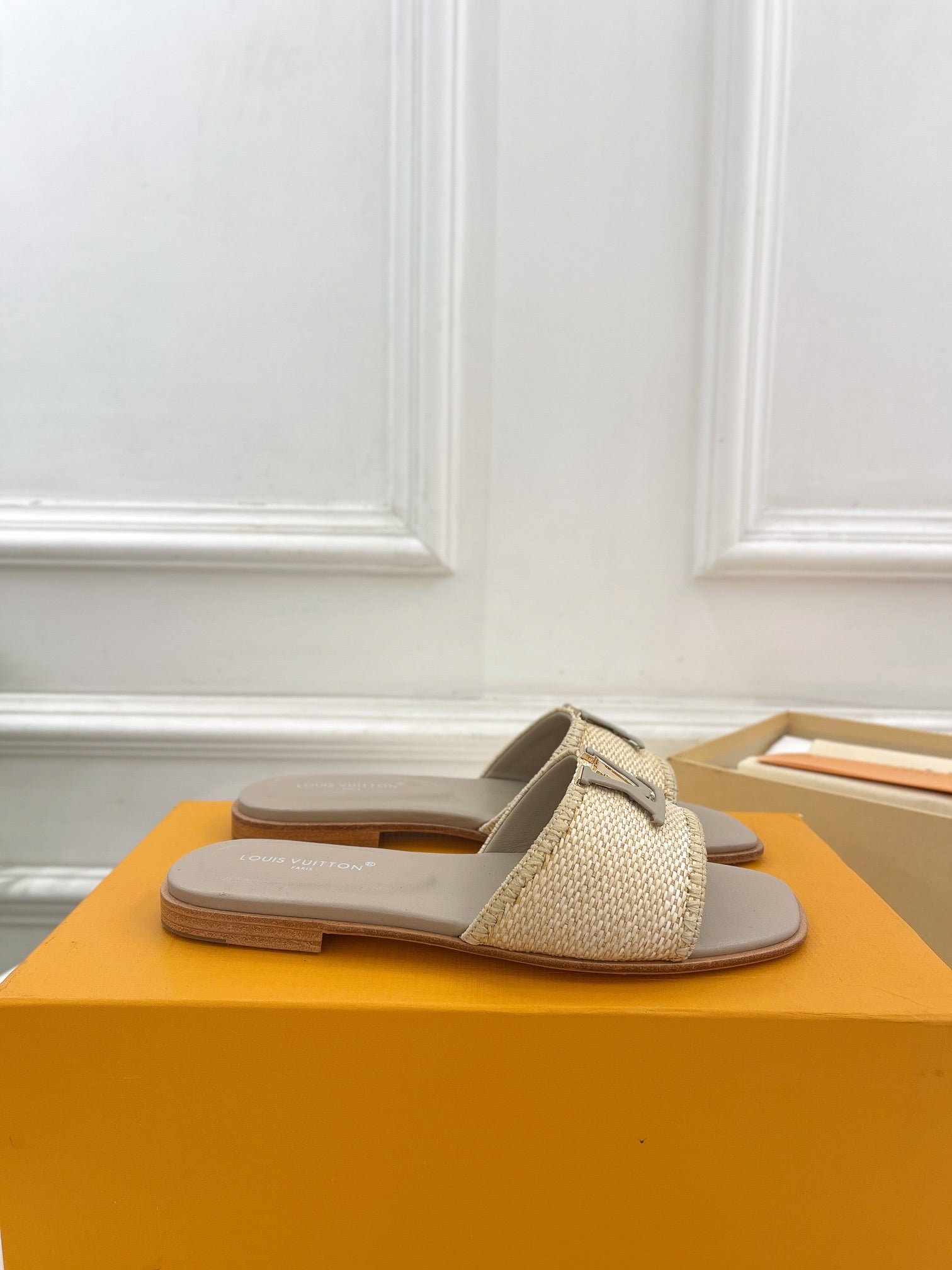 lv capri flat mule beige raffia grey calfskin