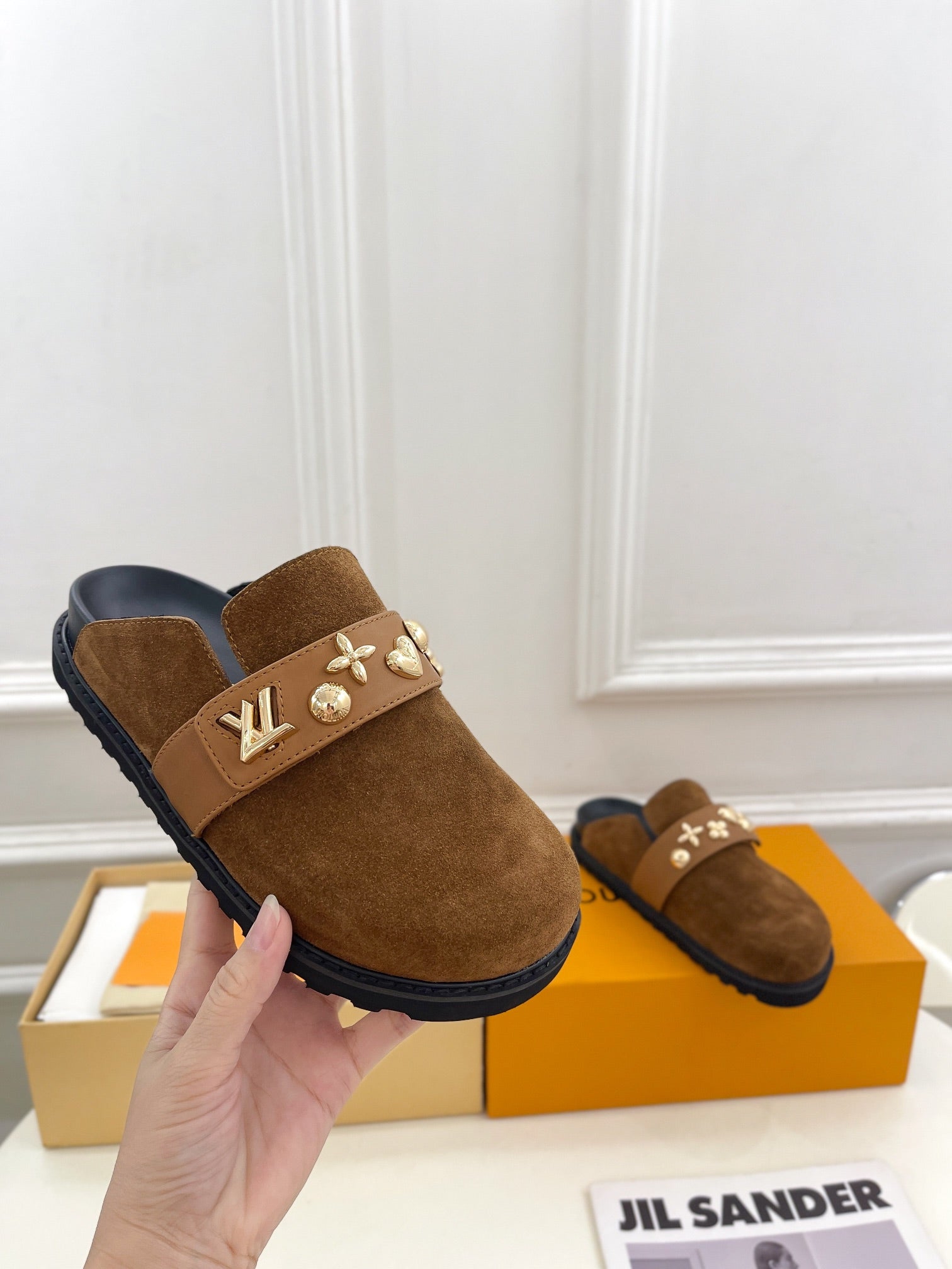 LV Cosy Flat Comfort Clog Brown Suede