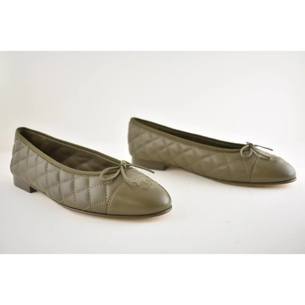 Chanel 2026 Quilted Ballet Flat Moss Green Leather