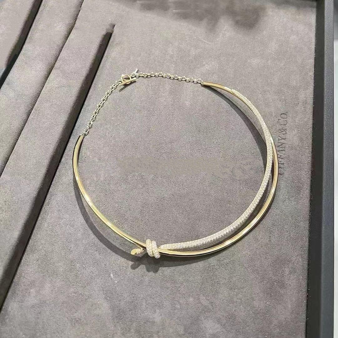 KNOT DOUBLE ROW NECKLACE IN YELLOW GOLD WITH DIAMONDS