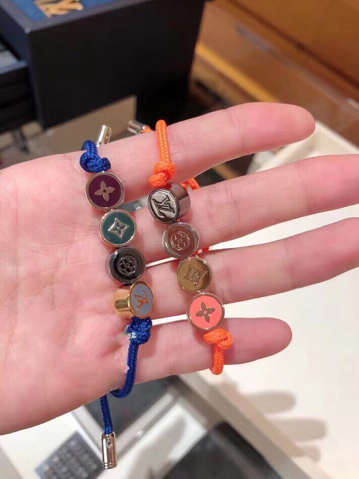 LV 4 MOTIF SILVER BRACELET