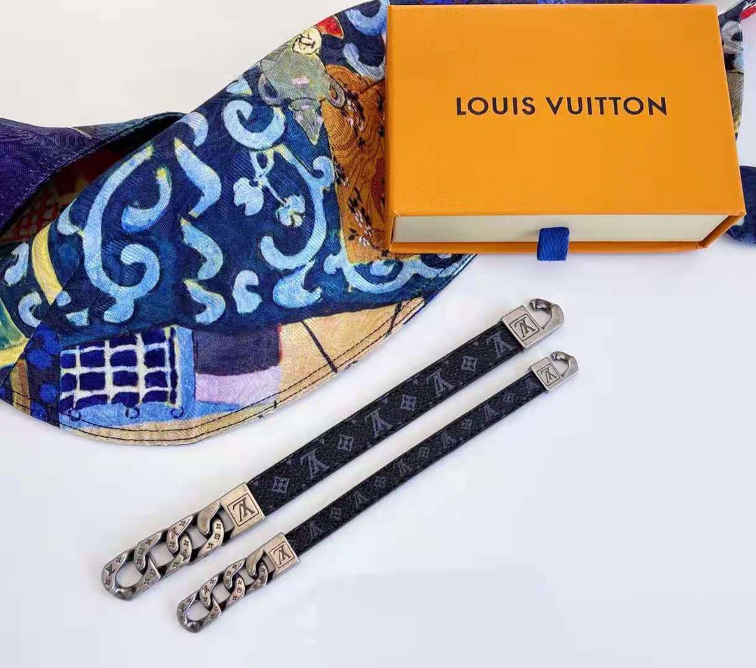 LV BROWN AND BLACK LEATHER BRACELET